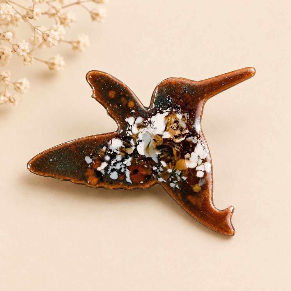 Vintage enamel hummingbird brooch pin